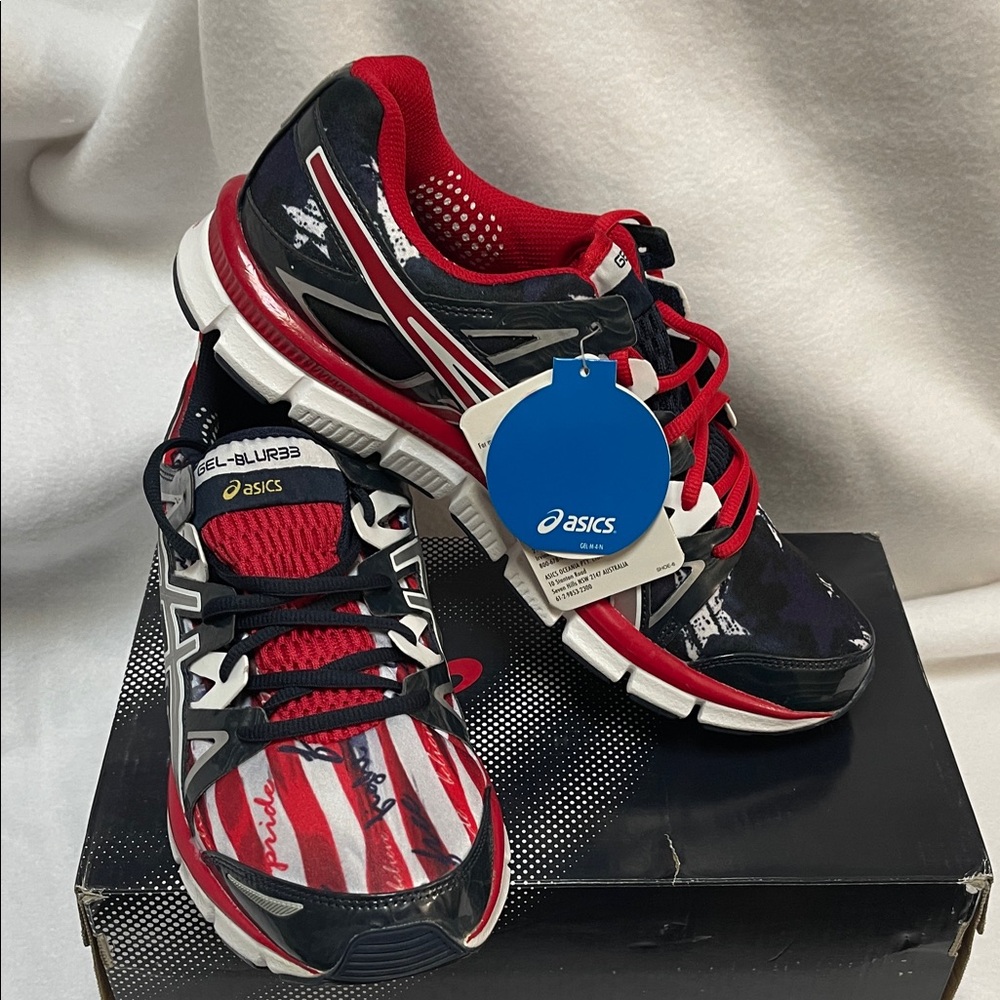 ASICS  Limit Edition Gel-Blur33 2.0 Women’s 10                Red/White/Blue